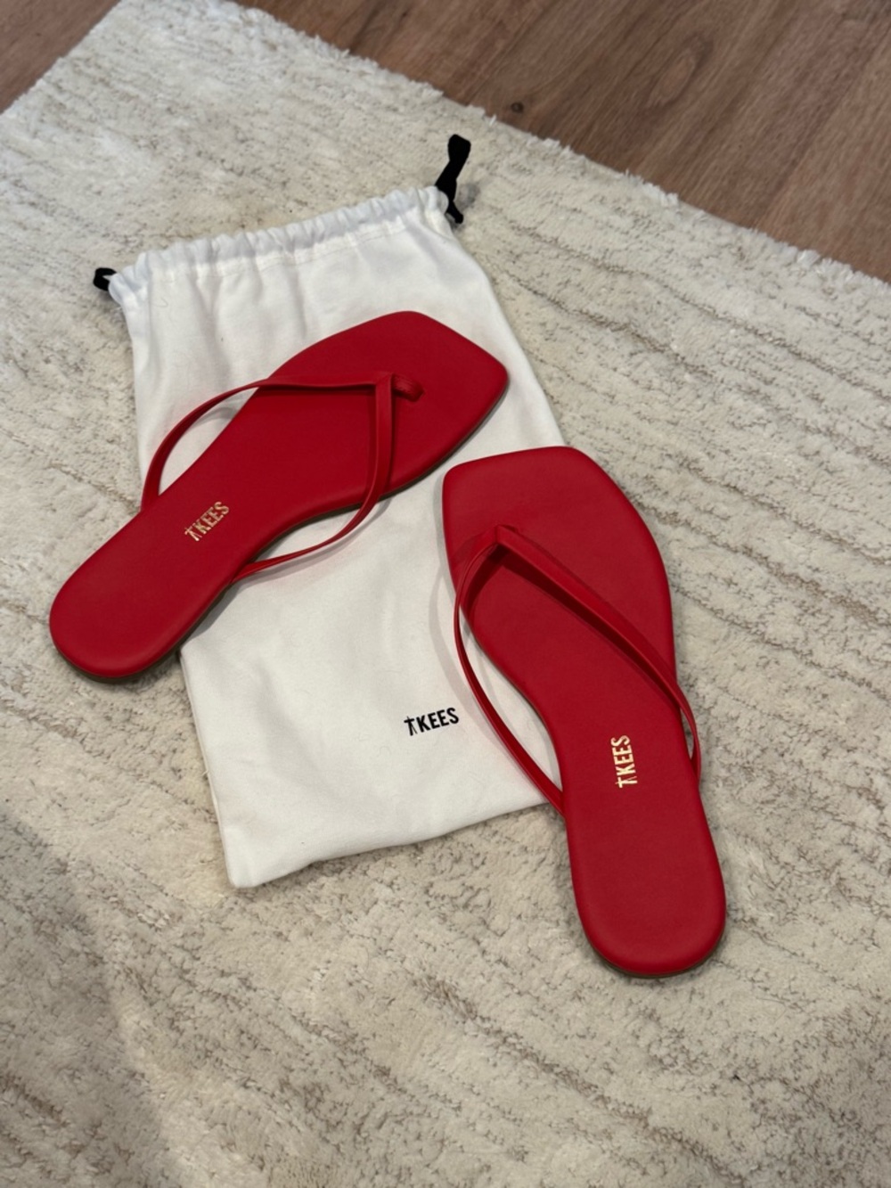 TKEES Red Slim Square-Toe Flip Flops